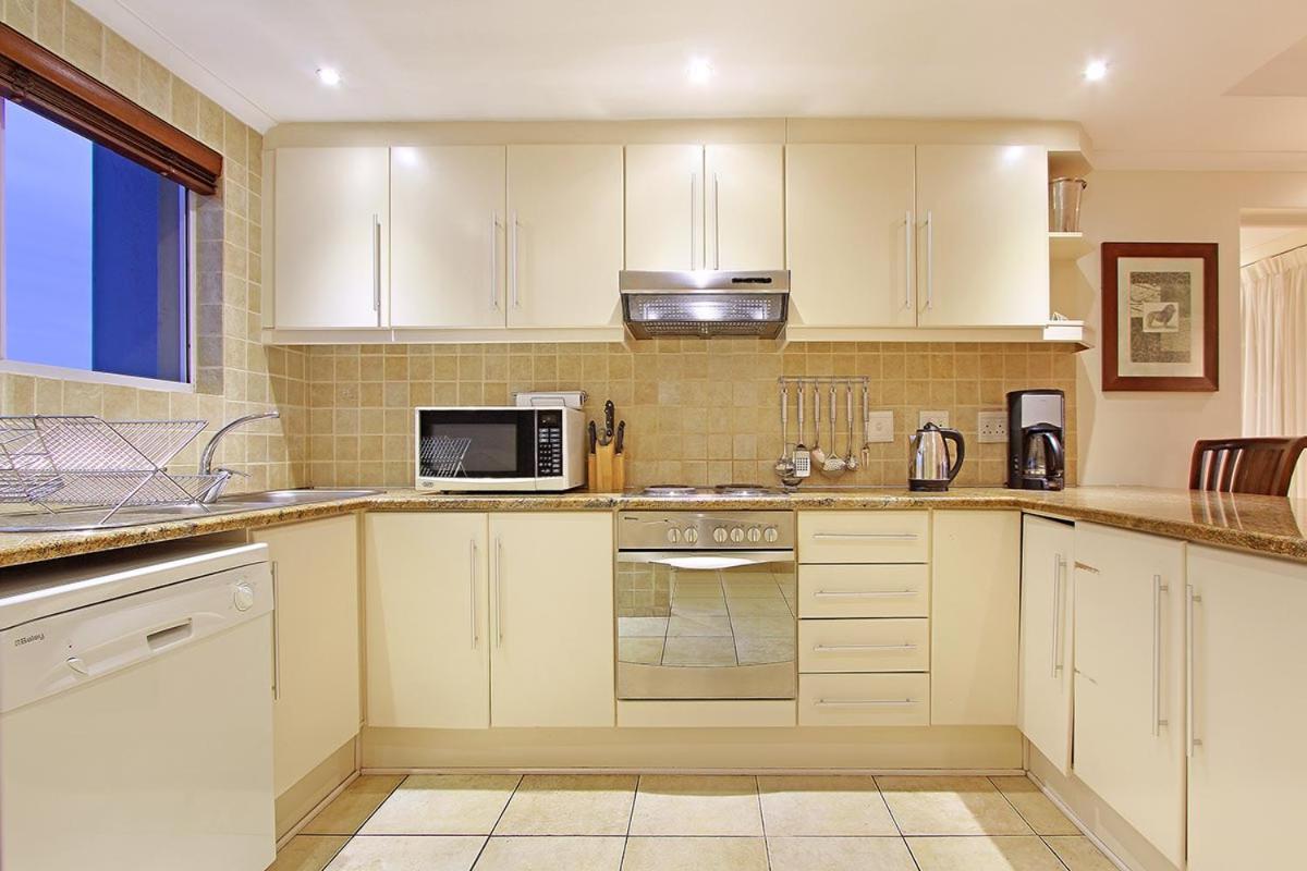 Ocean View C602 By Hostagents Apartman Bloubergstrand Kültér fotó