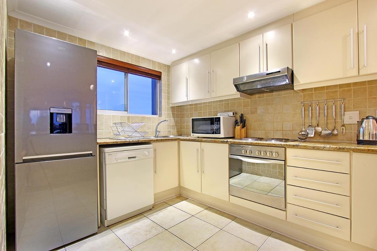 Ocean View C602 By Hostagents Apartman Bloubergstrand Kültér fotó